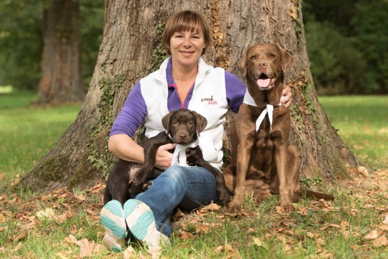 Ivana Seger ze swoimi psami Emmą i Sissy 