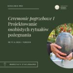 Napis i dłonie trzymające urnę