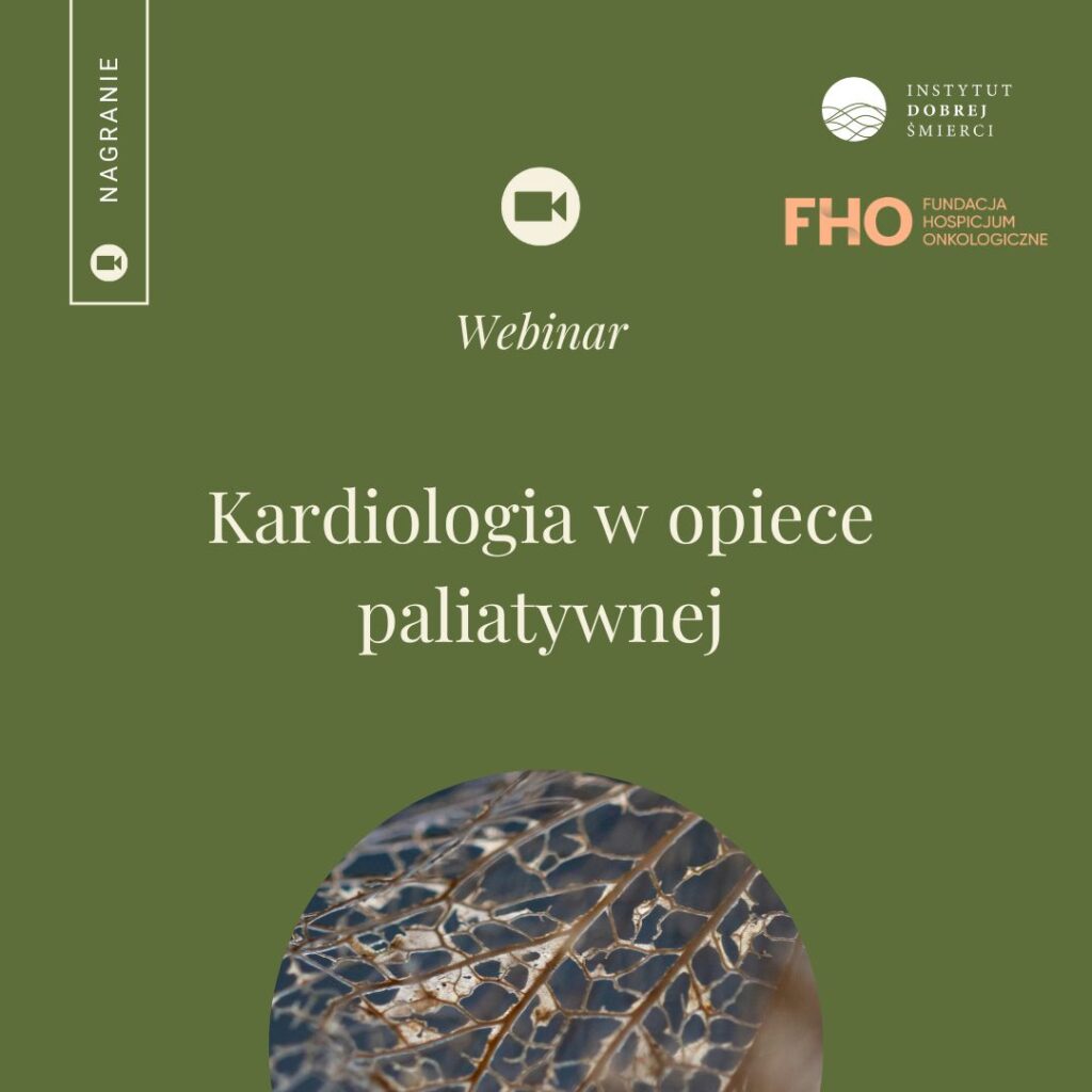 krople wody na liściu