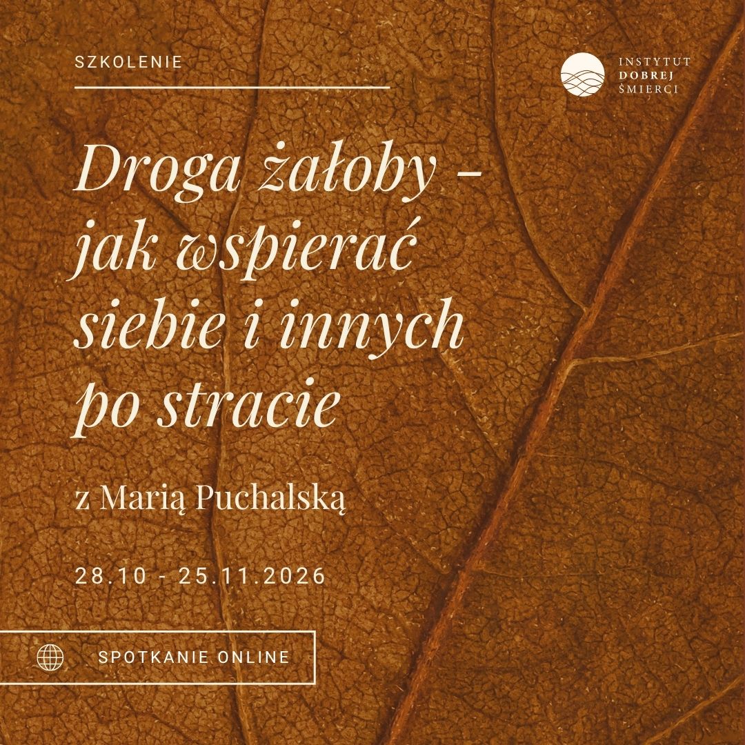 żółty liść i napisy