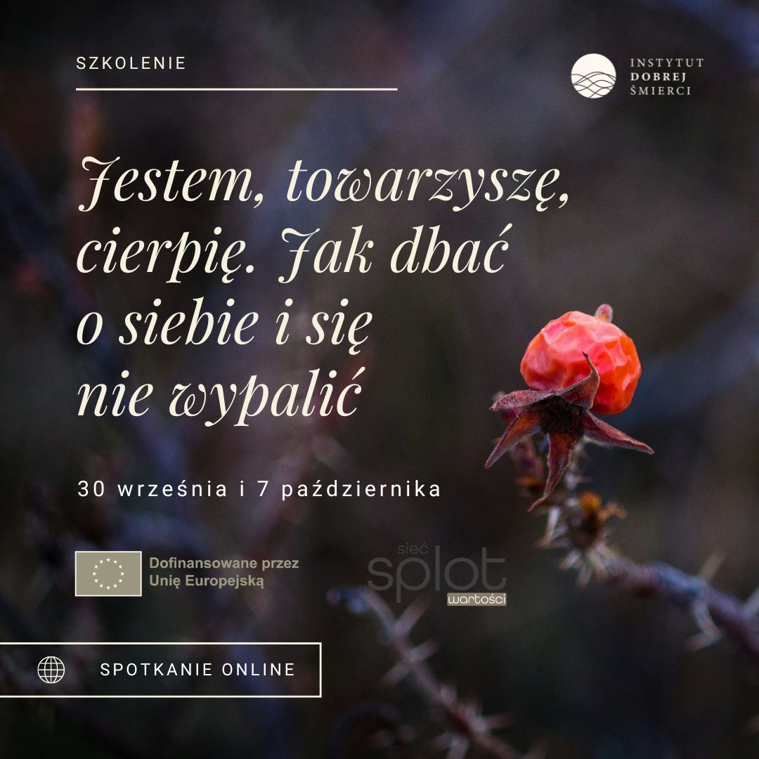 owoc dzikiej róży i białe napisy