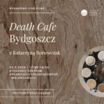 Brązowe tło i krąg filiżanek oraz kremowe napisy